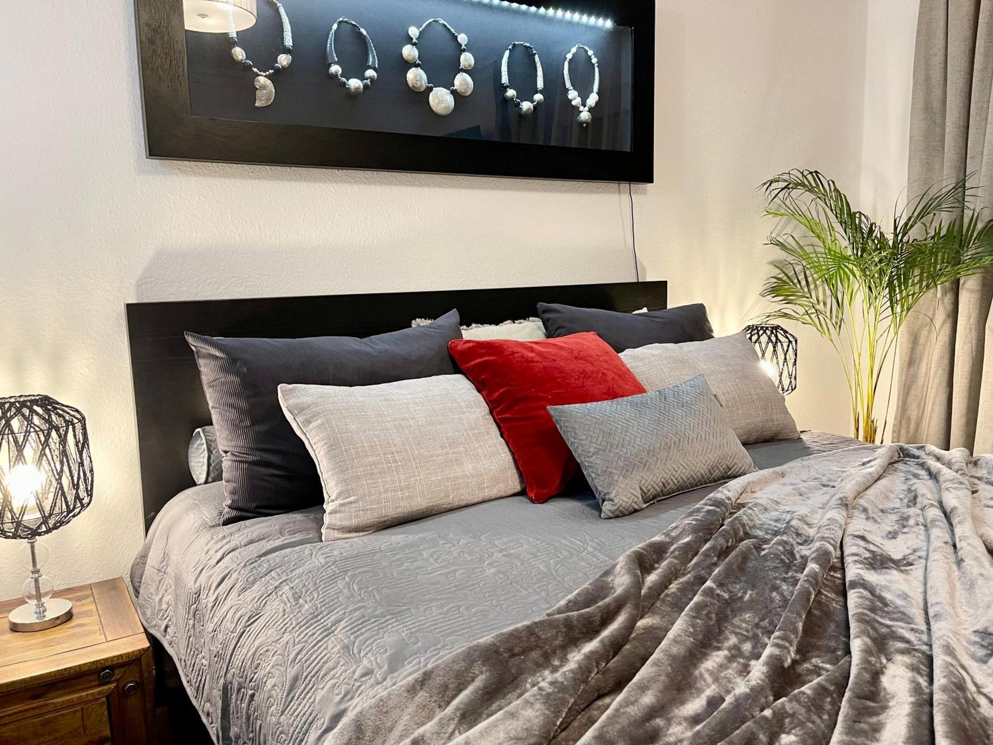 Tunnel Apartment - Nordbahntrasse, Kontaktloser Self-Check-In, Netflix Wuppertal Exteriér fotografie