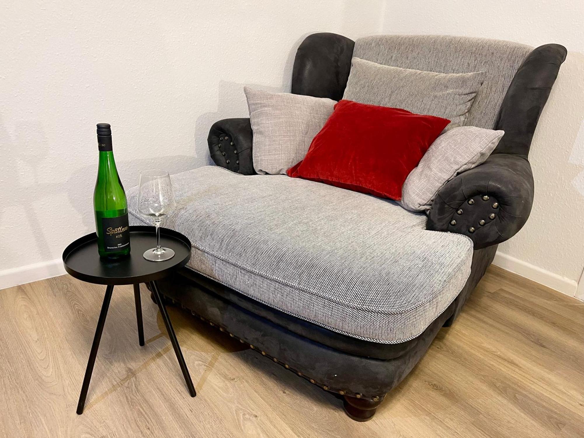 Tunnel Apartment - Nordbahntrasse, Kontaktloser Self-Check-In, Netflix Wuppertal Exteriér fotografie